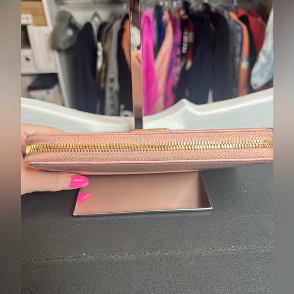 Prada wallet - Picture 3 of 10